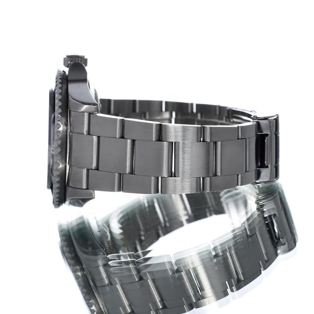 Rolex Sea-Dweller 16600 Image 2